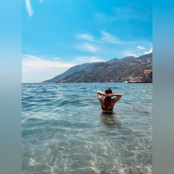 Meet your Posher, Kat - Picture 12 of 15